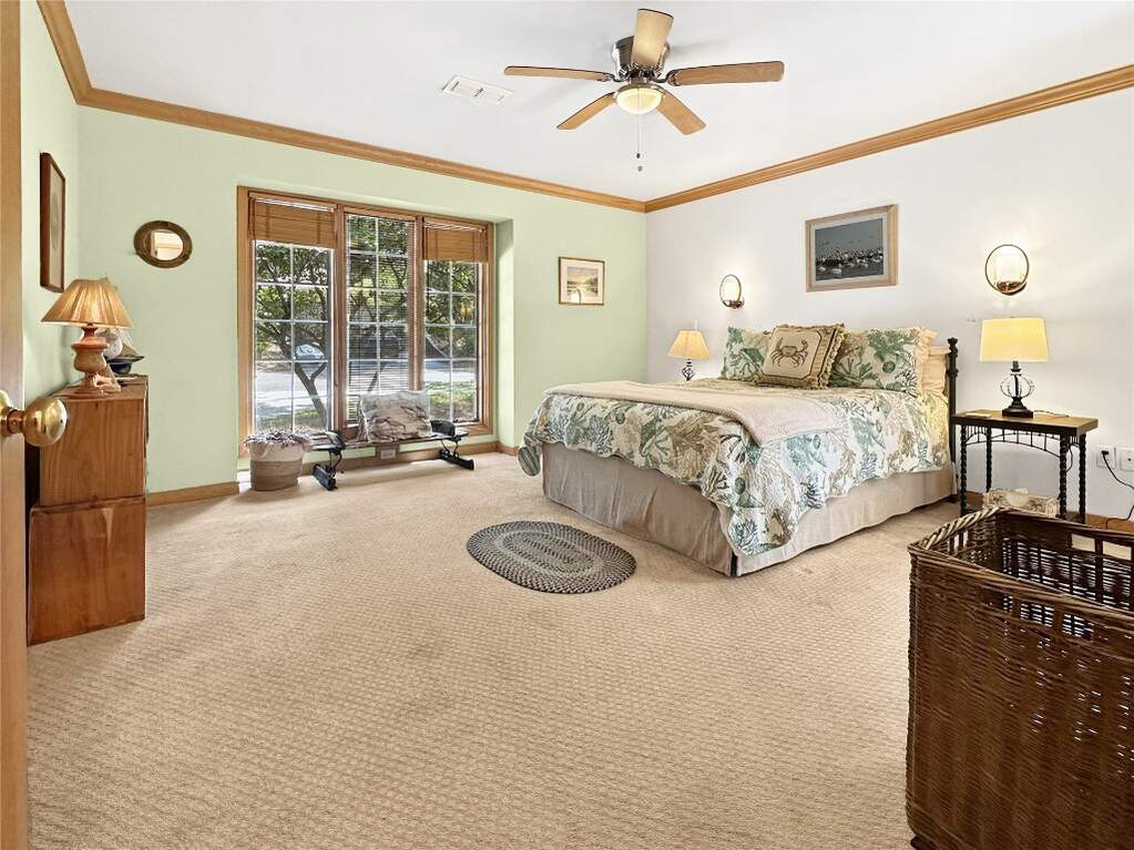 5 Bedroom Single Family Home/House's Image 26