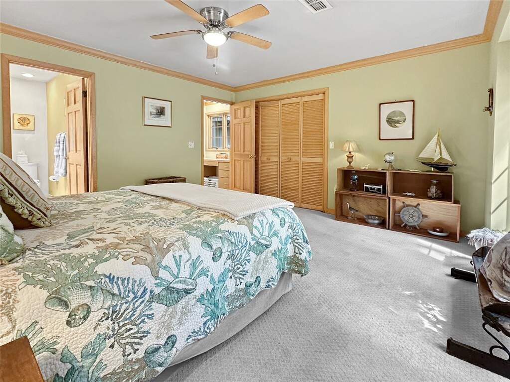 5 Bedroom Single Family Home/House's Image 28