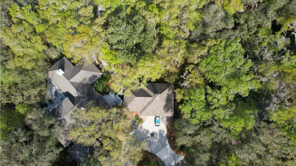 5 Bedroom Single Family Home/House's Image 49