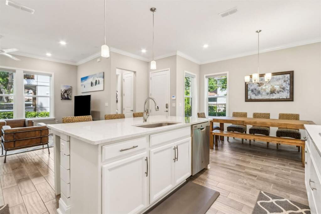 3 Bedroom Villa/Townhouse's Image 13