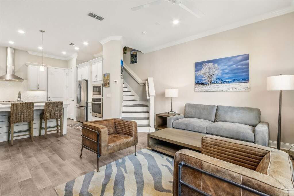 3 Bedroom Villa/Townhouse's Image 17