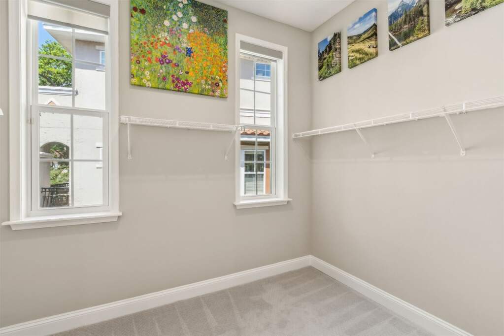 3 Bedroom Villa/Townhouse's Image 27