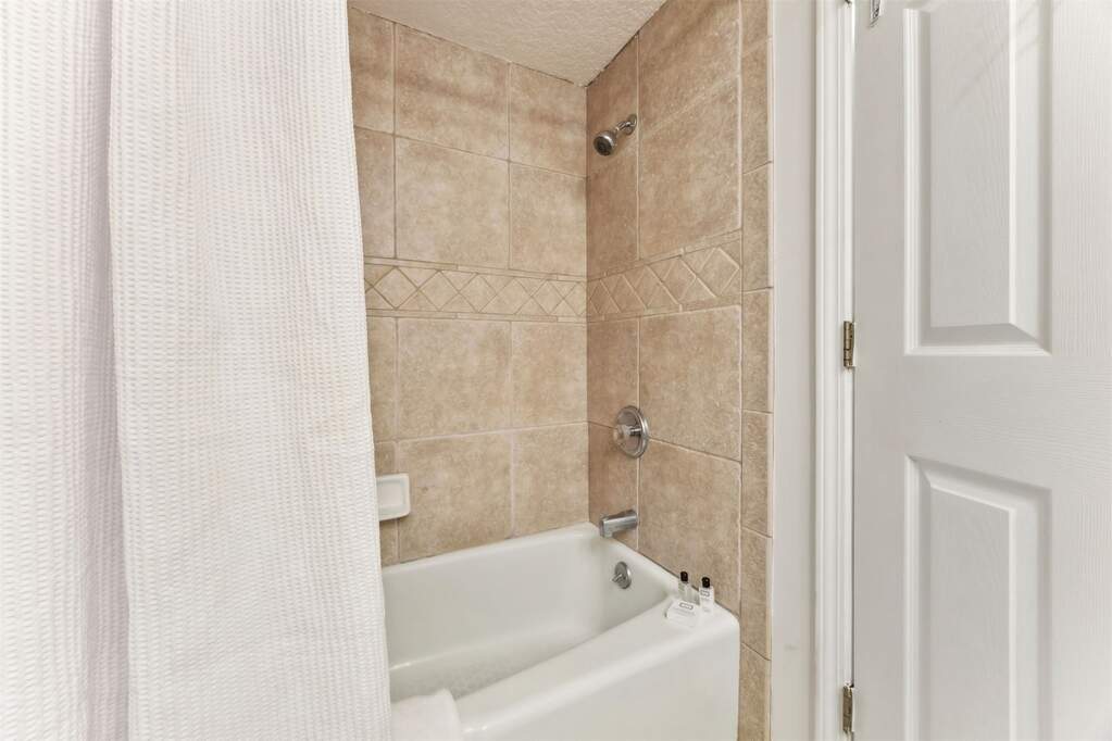 3 Bedroom Apartment/Flat's Image 31