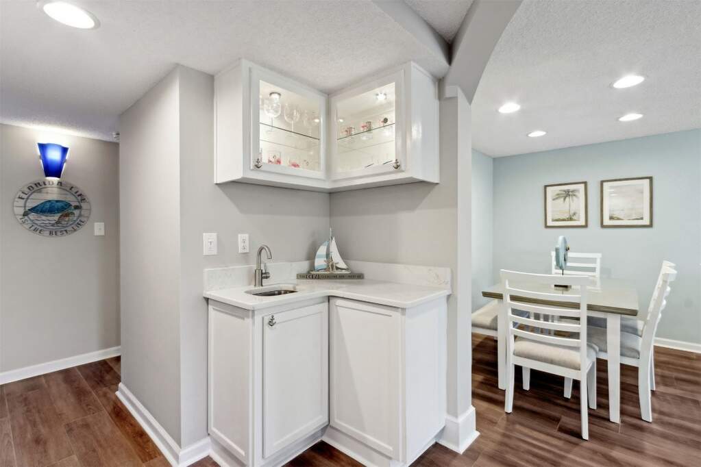 2 Bedroom Apartment/Flat's Image 6