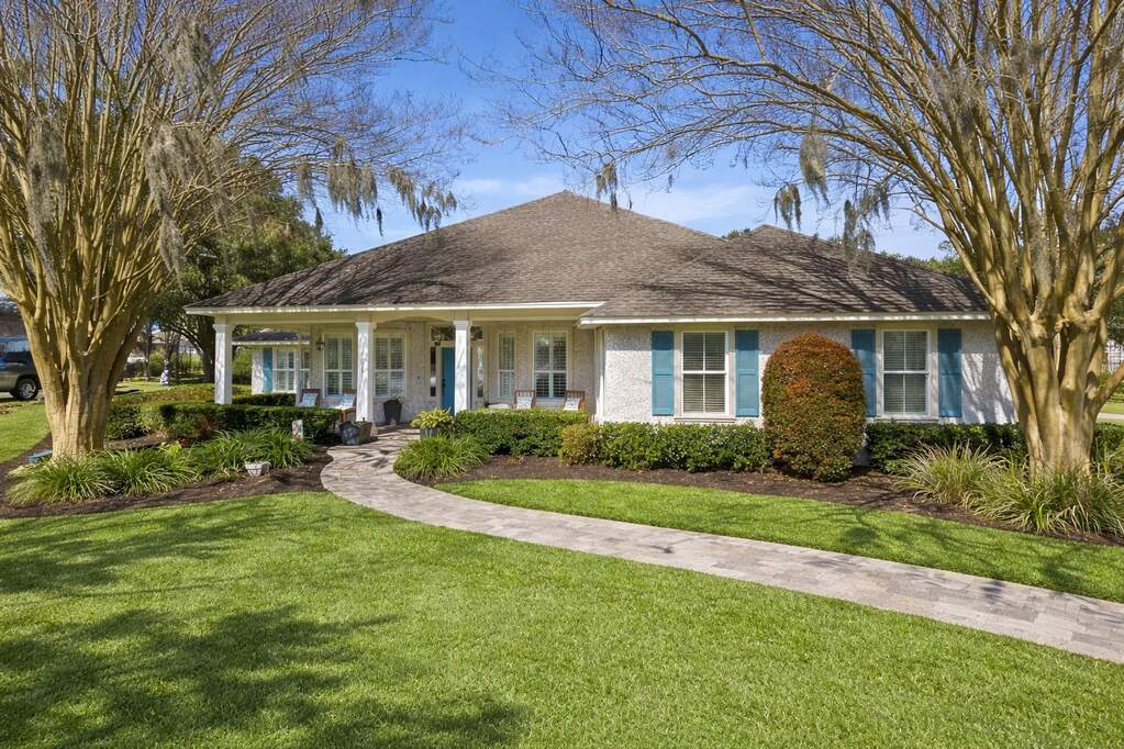 3 Bedroom Single Family Home/House's Image 11