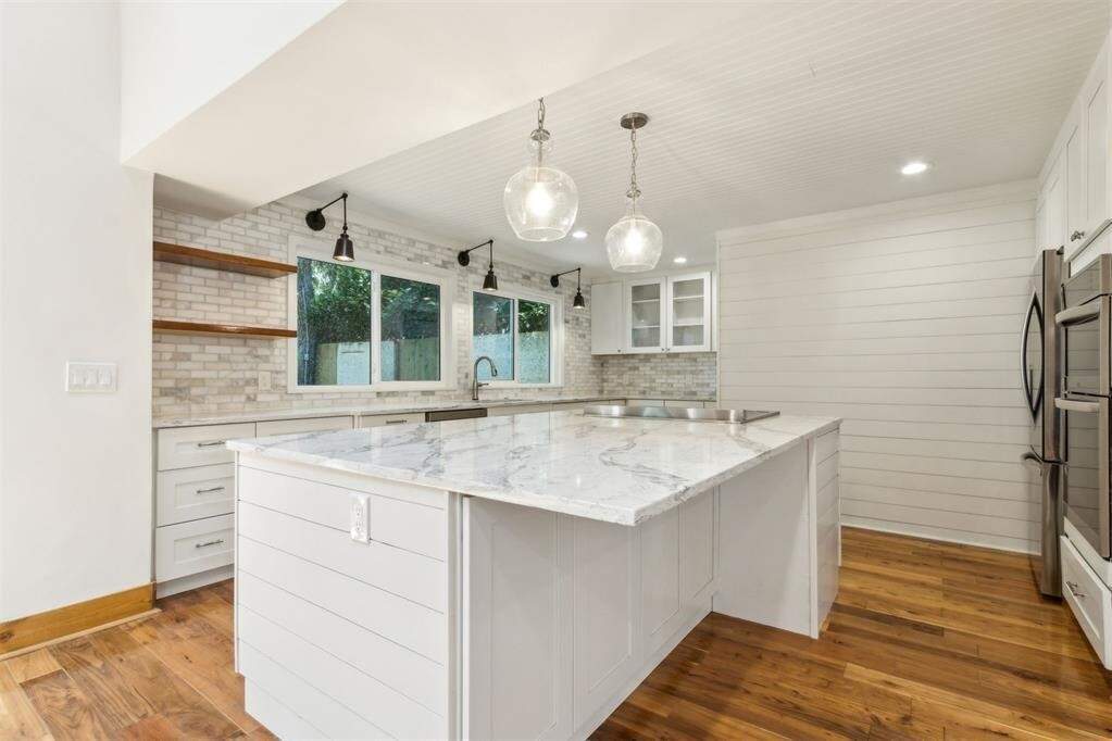 3 Bedroom Single Family Home/House's Image 12