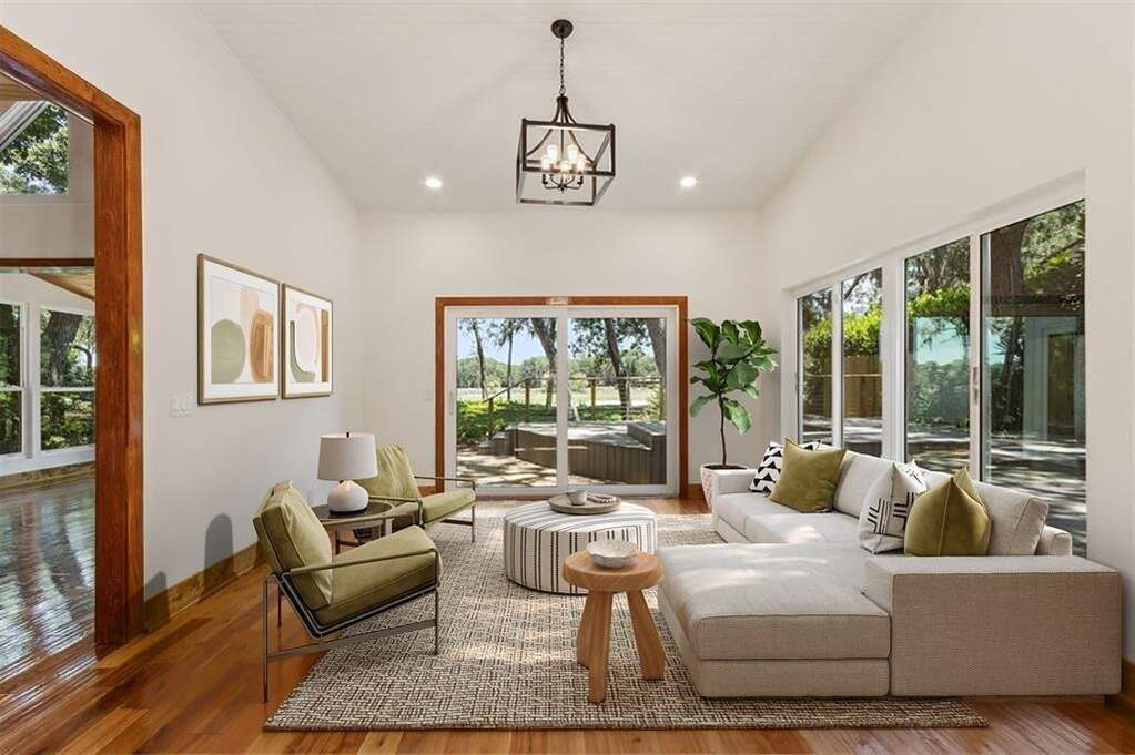 3 Bedroom Single Family Home/House's Image 15