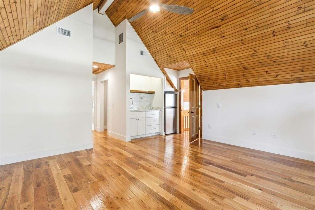3 Bedroom Single Family Home/House's Image 25