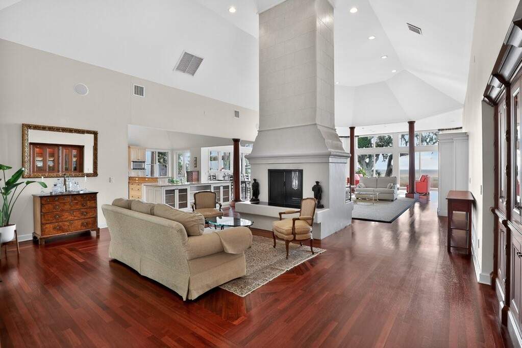 3 Bedroom Single Family Home/House's Image 10