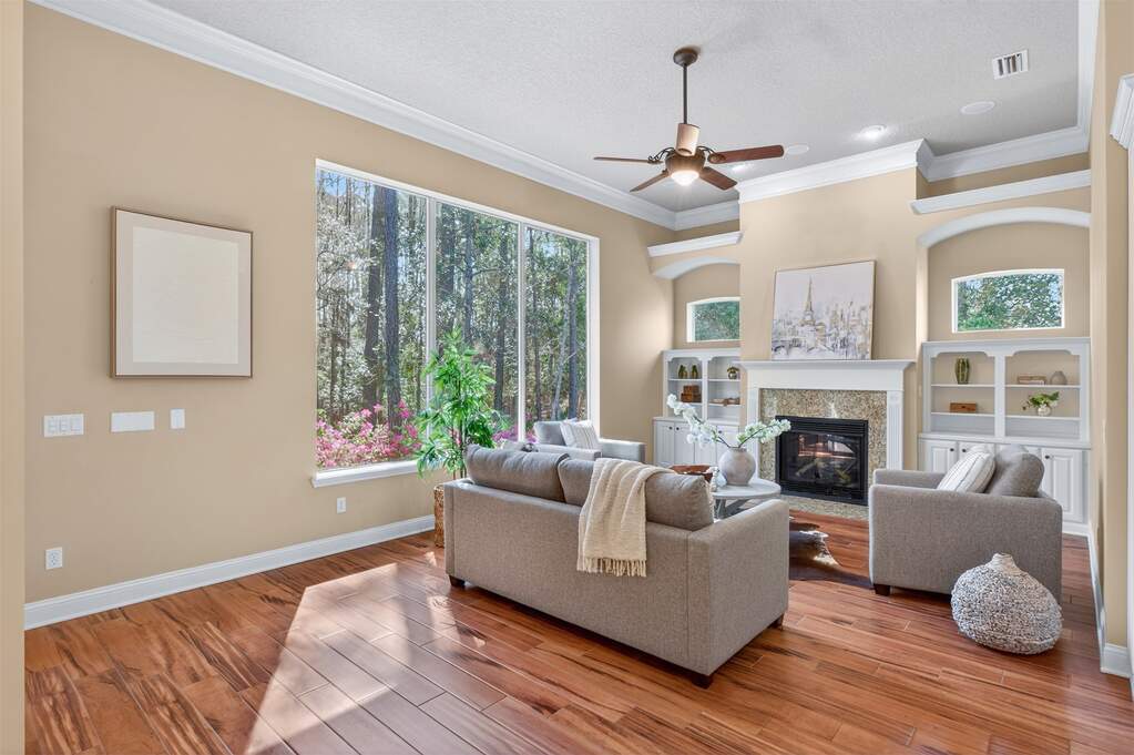 4 Bedroom Single Family Home/House's Image 23