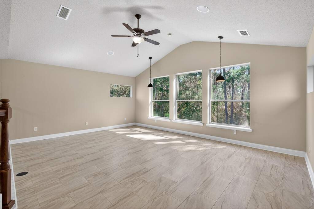 4 Bedroom Single Family Home/House's Image 33