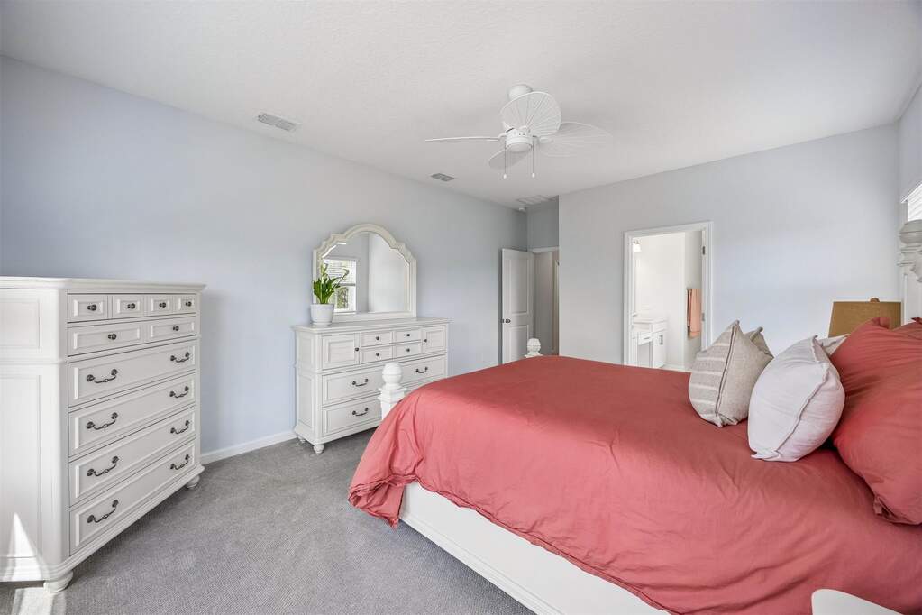 5 Bedroom Single Family Home/House's Image 27