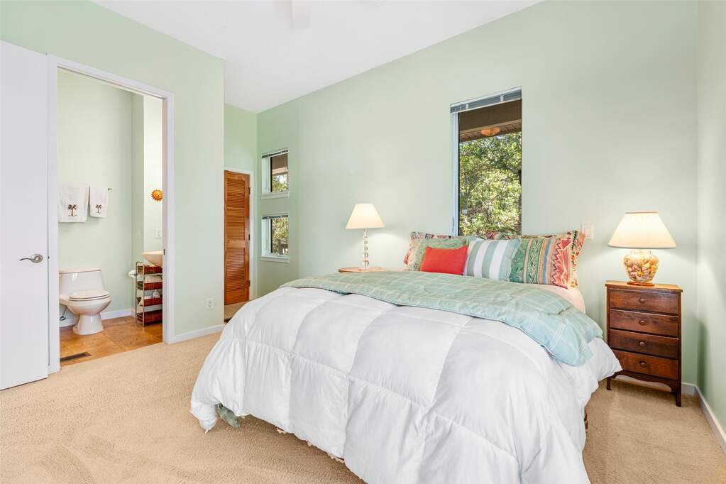 4 Bedroom Single Family Home/House's Image 32