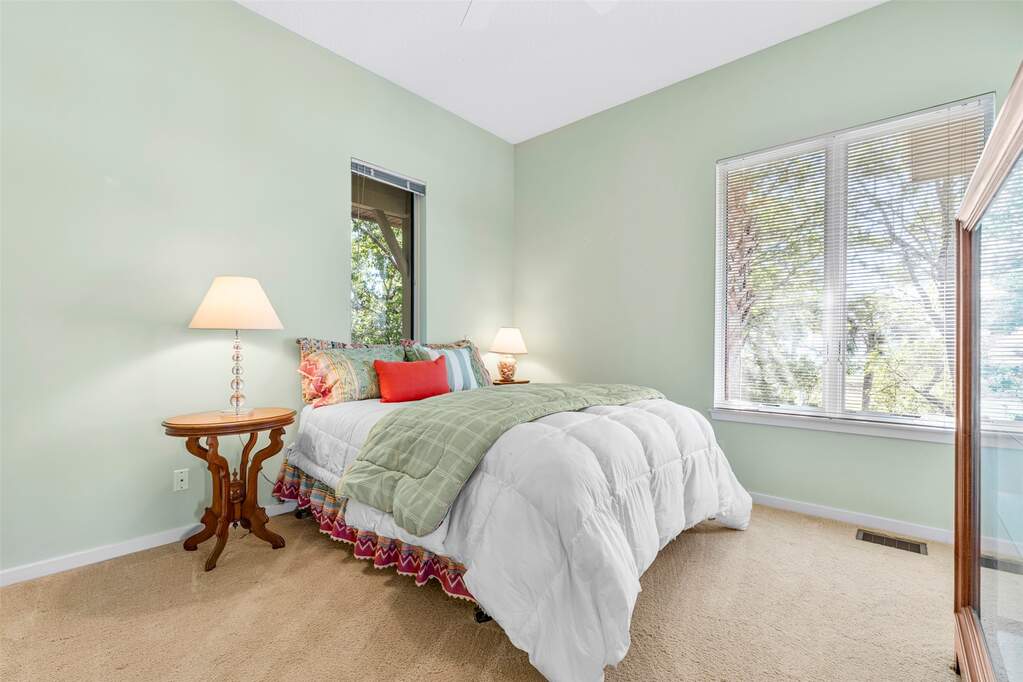 4 Bedroom Single Family Home/House's Image 33