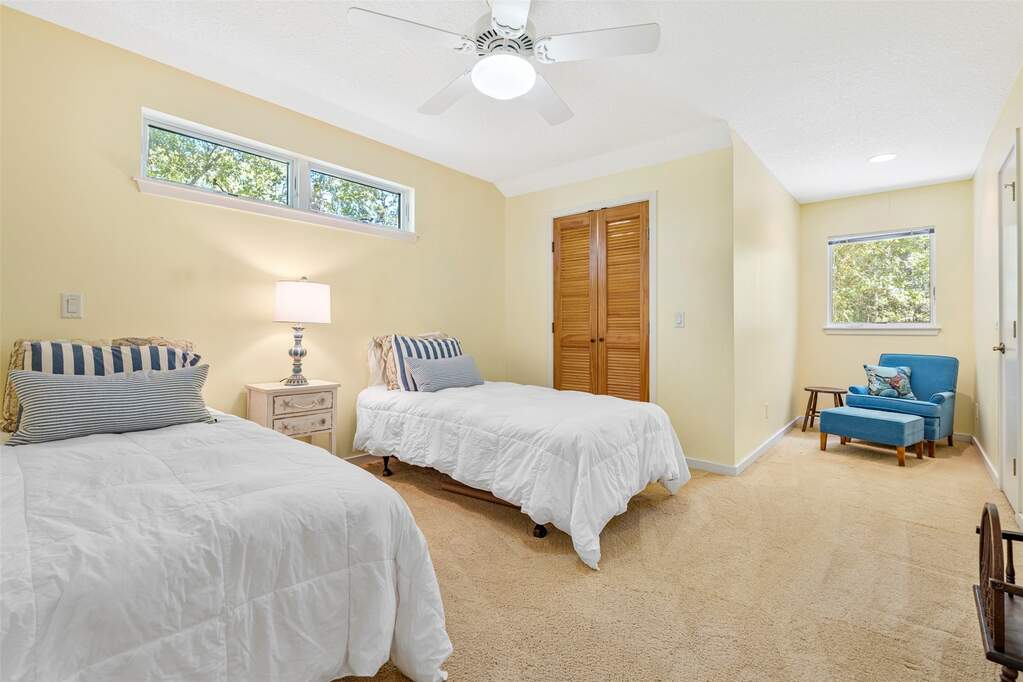 4 Bedroom Single Family Home/House's Image 36