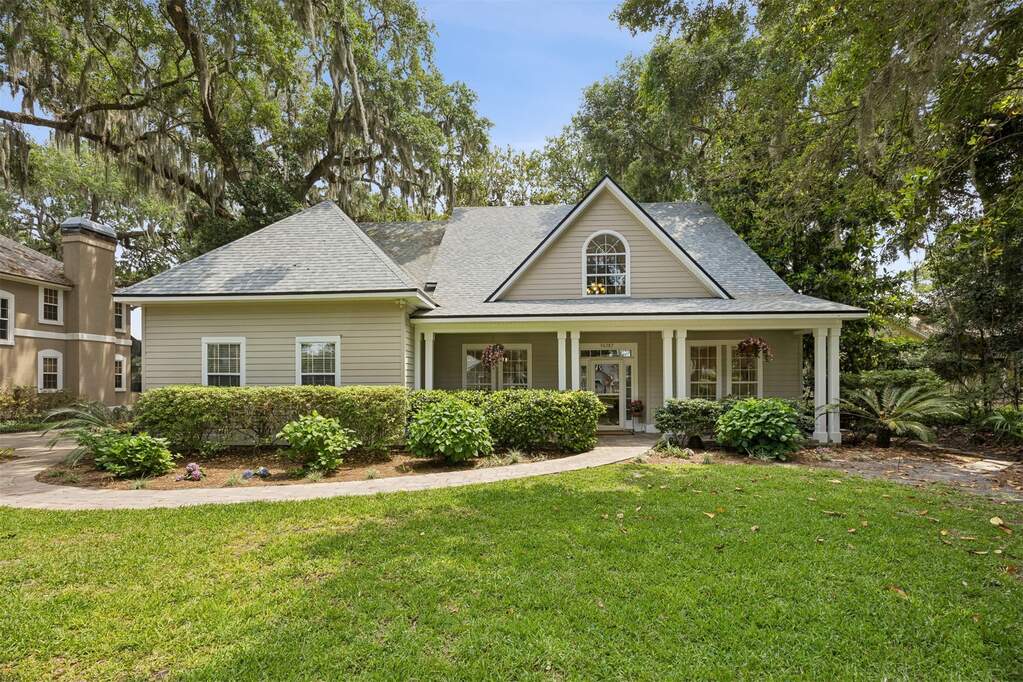 4 Bedroom Single Family Home/House's Image 7