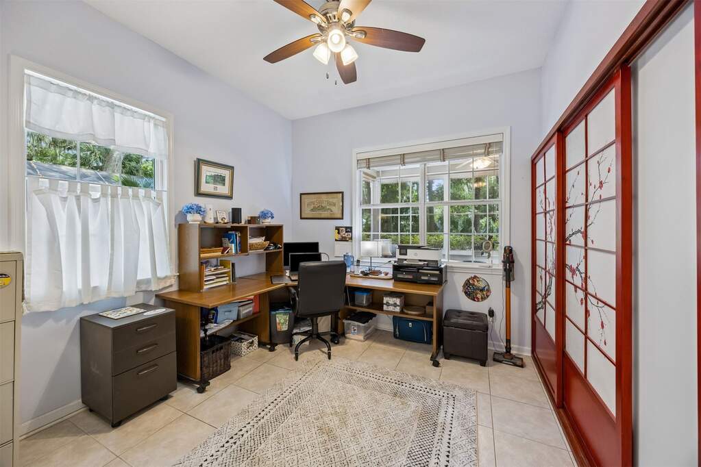4 Bedroom Single Family Home/House's Image 33