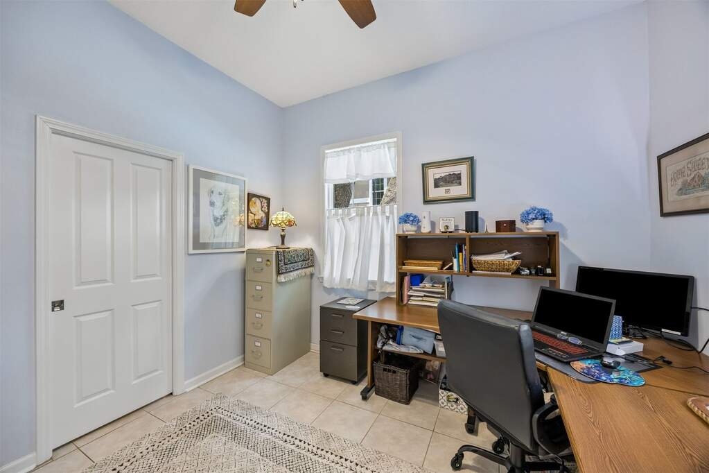 4 Bedroom Single Family Home/House's Image 34