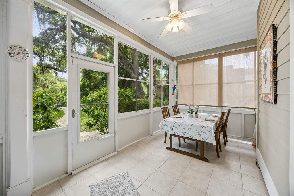 4 Bedroom Single Family Home/House's Image 44