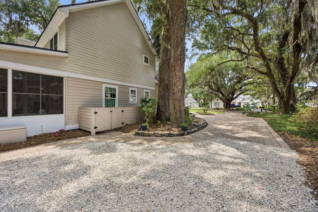 4 Bedroom Single Family Home/House's Image 49