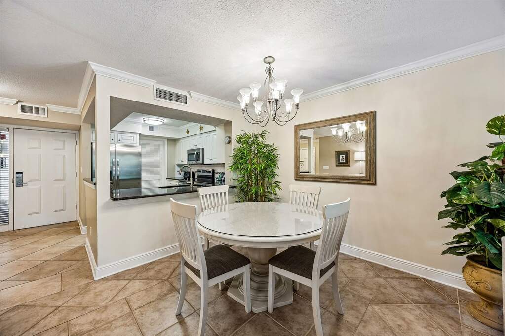 2 Bedroom Apartment/Flat's Image 7
