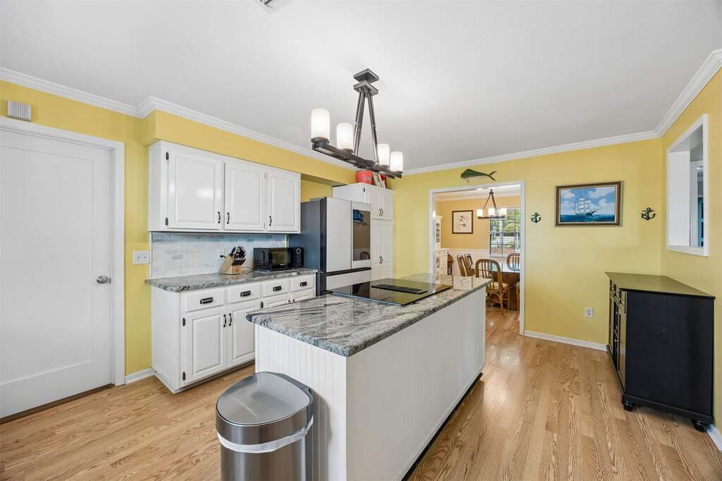 3 Bedroom Single Family Home/House's Image 25