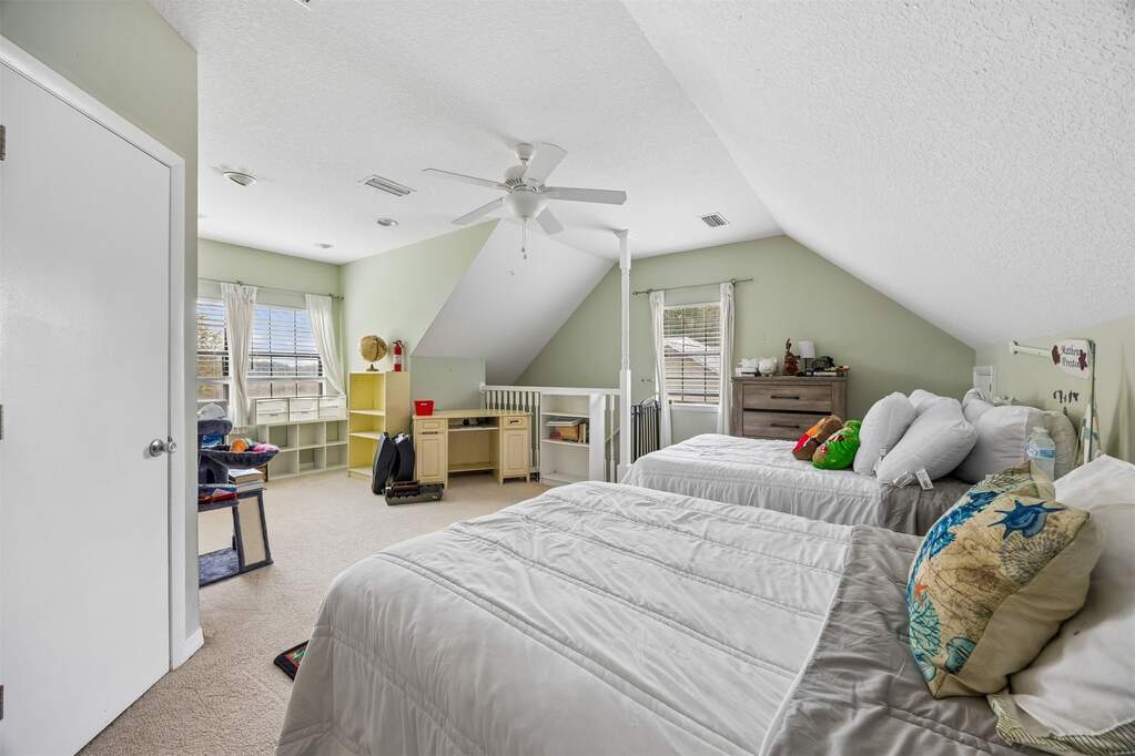 3 Bedroom Single Family Home/House's Image 37