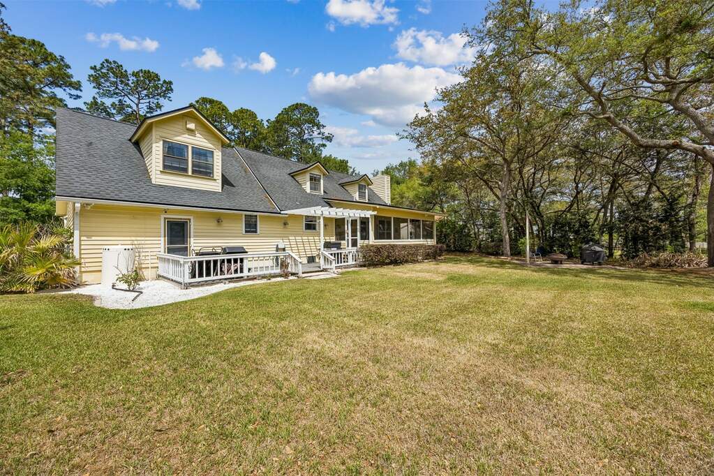 3 Bedroom Single Family Home/House's Image 46