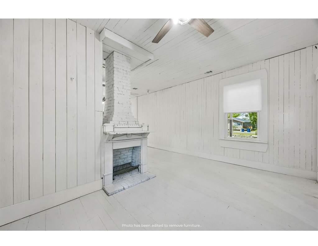 1 Bedroom Single Family Home/House's Image 13