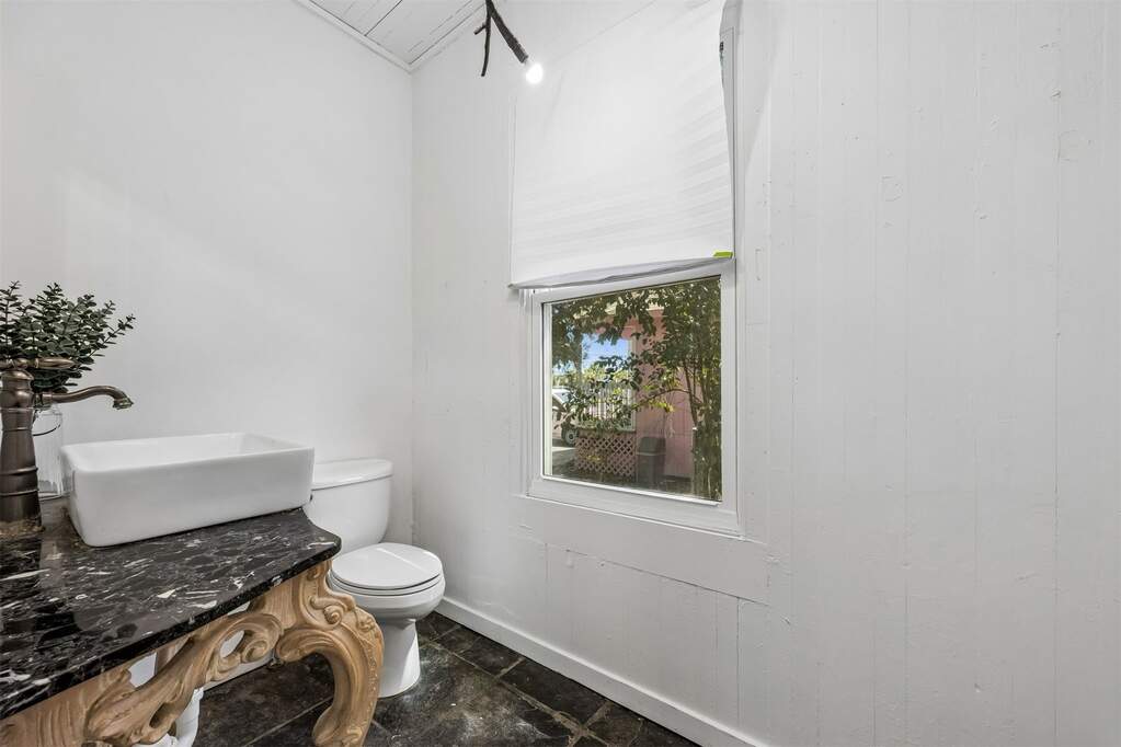 1 Bedroom Single Family Home/House's Image 19