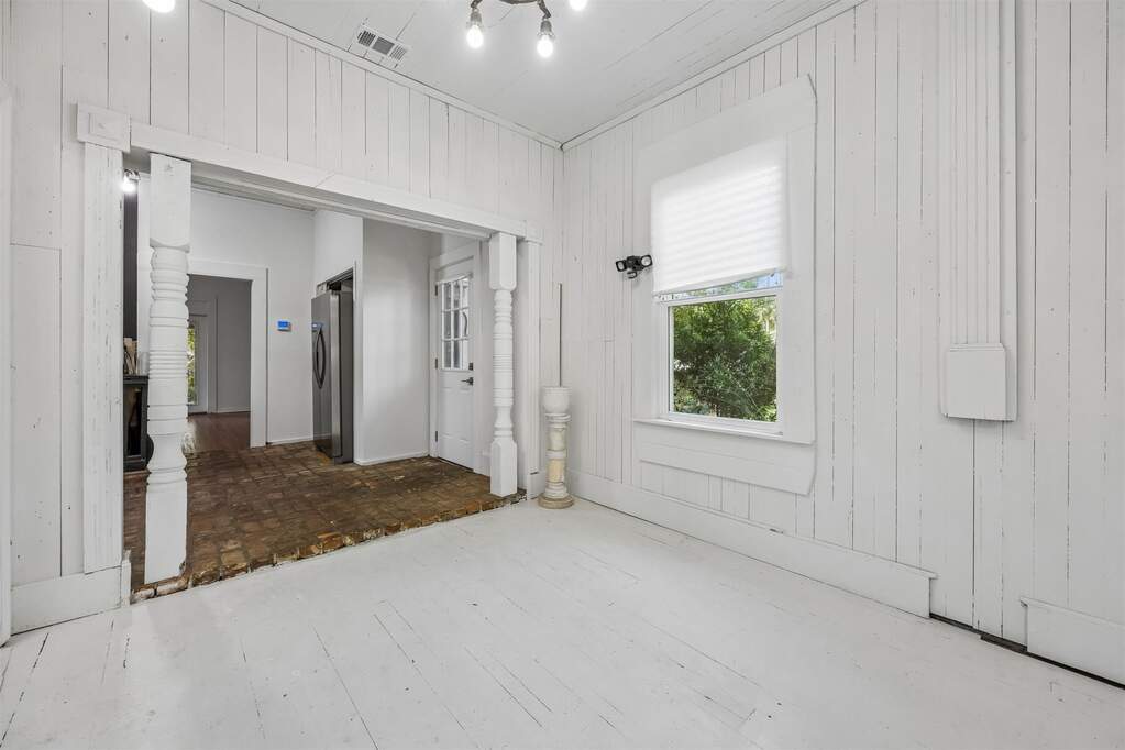 1 Bedroom Single Family Home/House's Image 21
