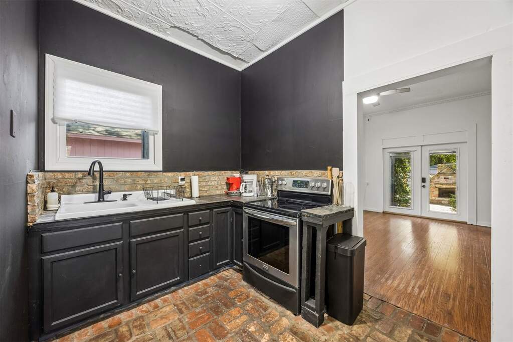 1 Bedroom Single Family Home/House's Image 22