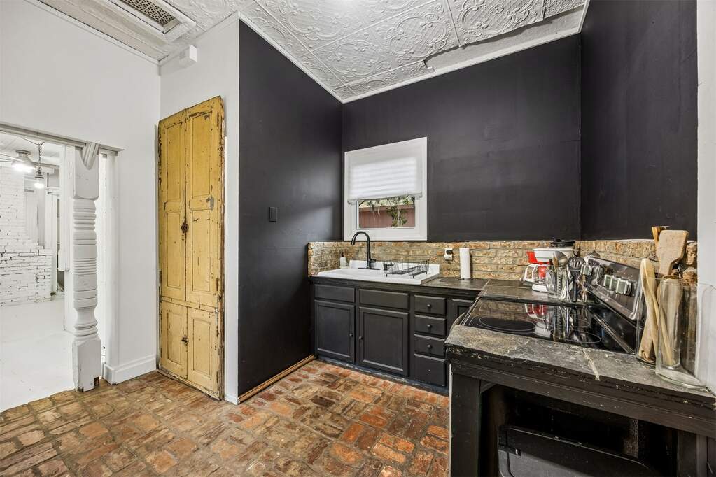 1 Bedroom Single Family Home/House's Image 25