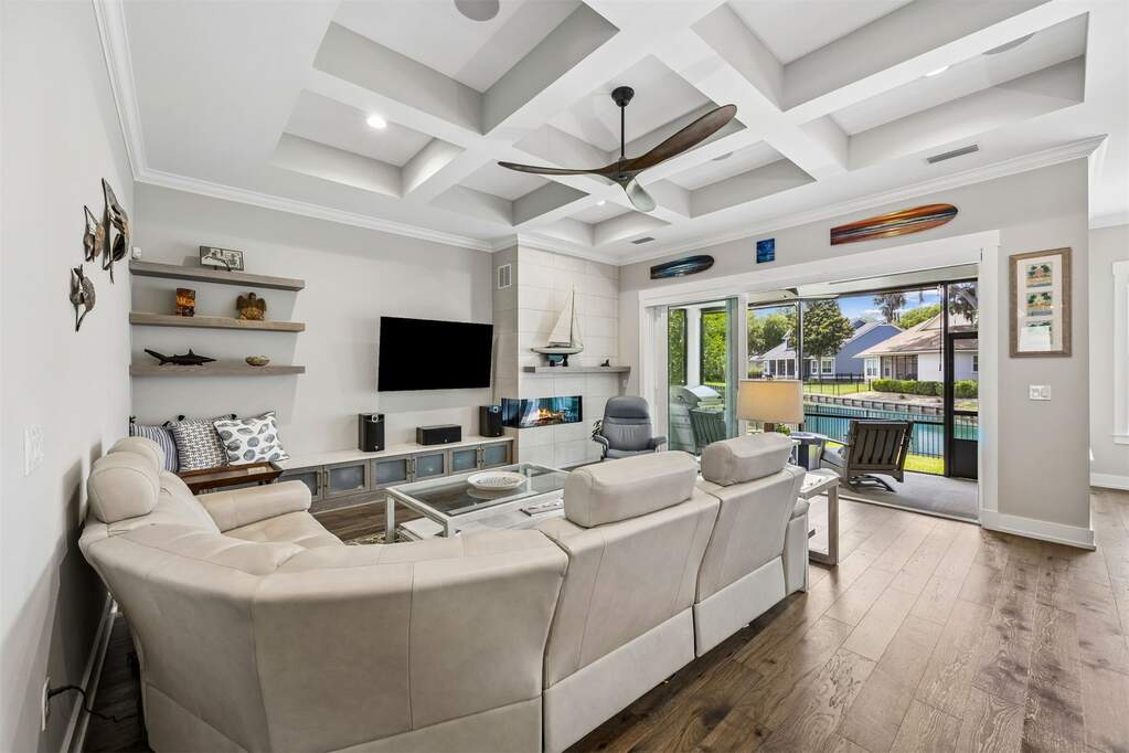 4 Bedroom Single Family Home/House's Image 18