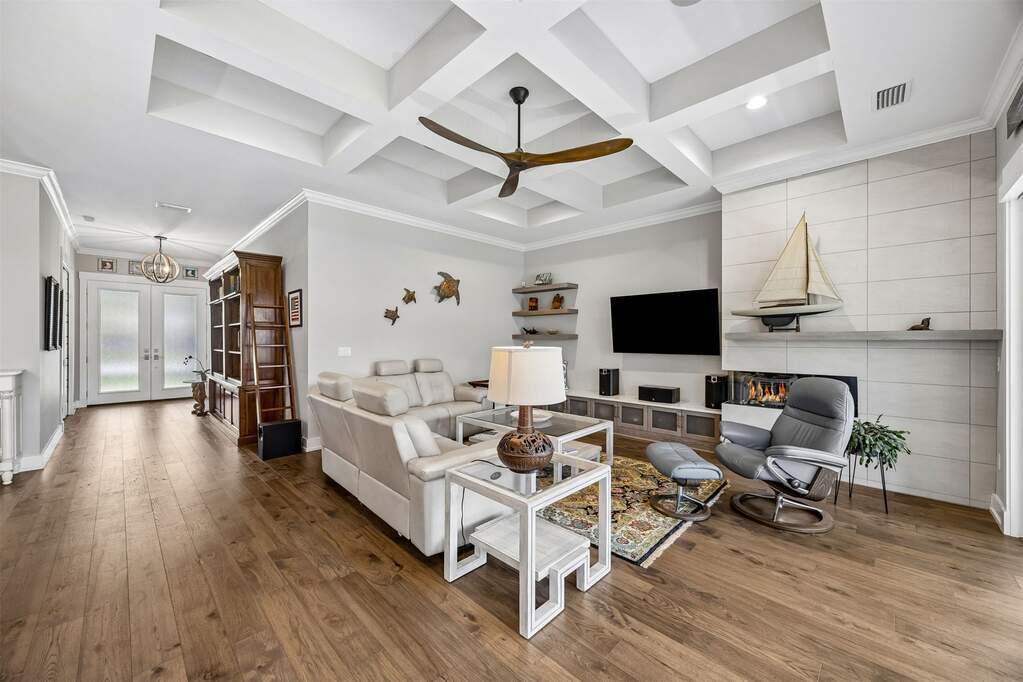 4 Bedroom Single Family Home/House's Image 19