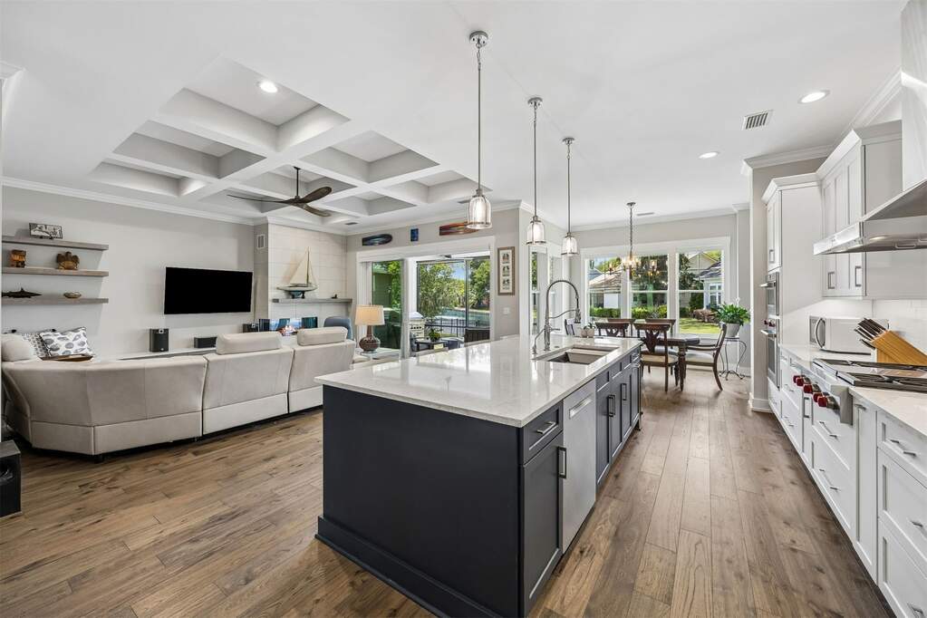 4 Bedroom Single Family Home/House's Image 24