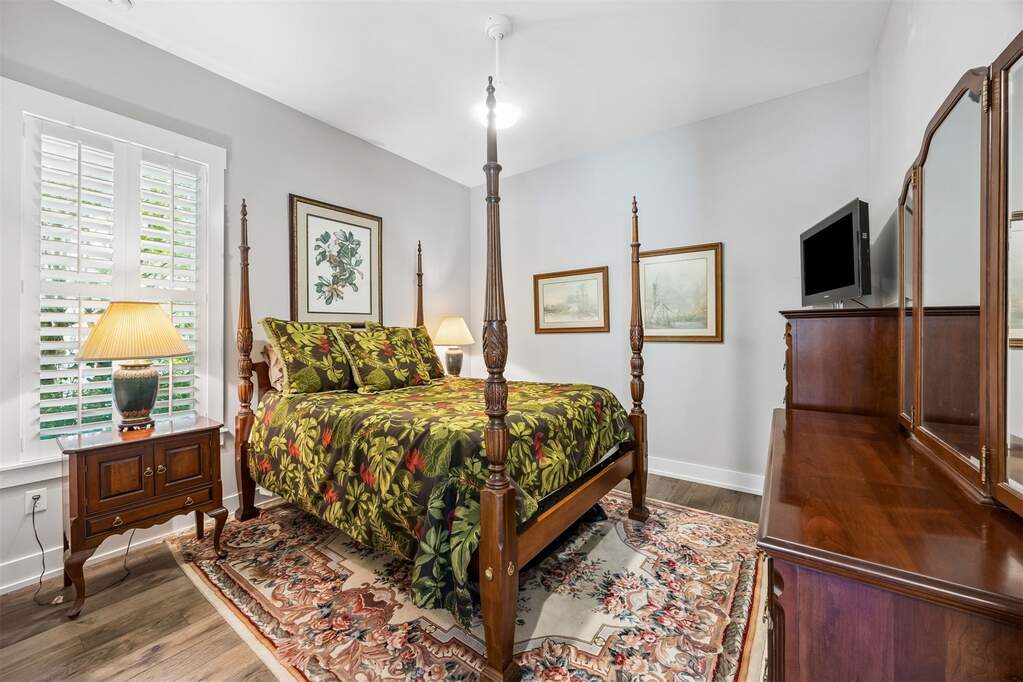 4 Bedroom Single Family Home/House's Image 45
