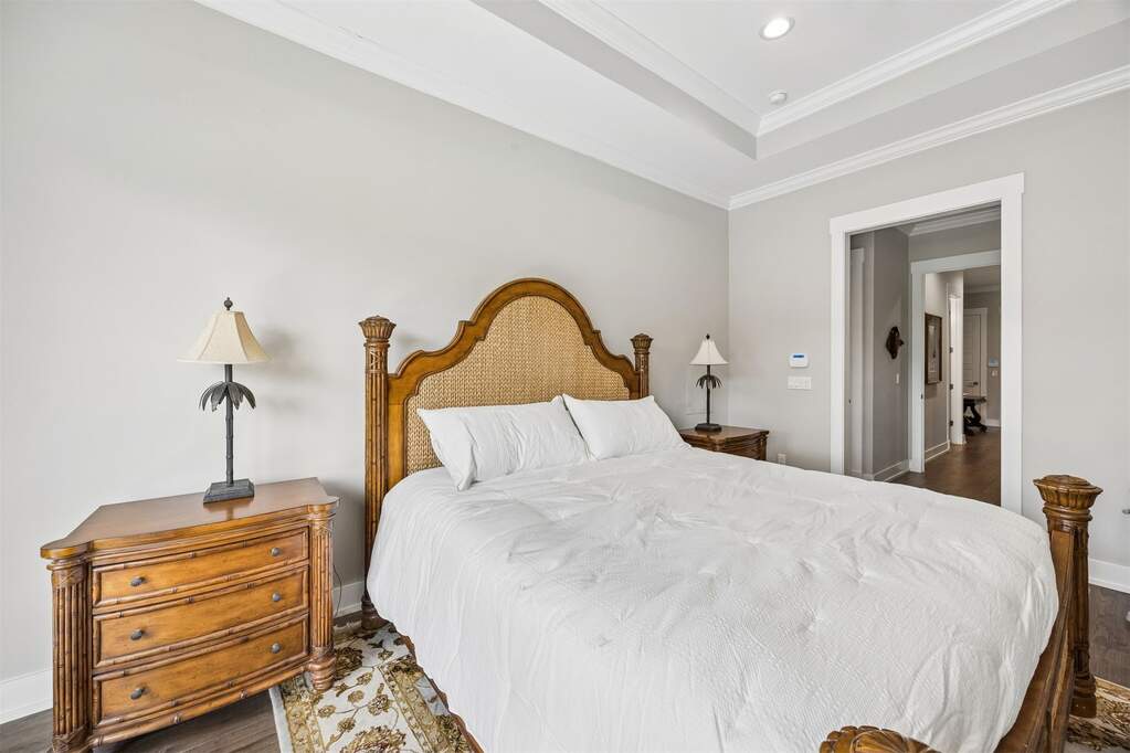4 Bedroom Single Family Home/House's Image 5
