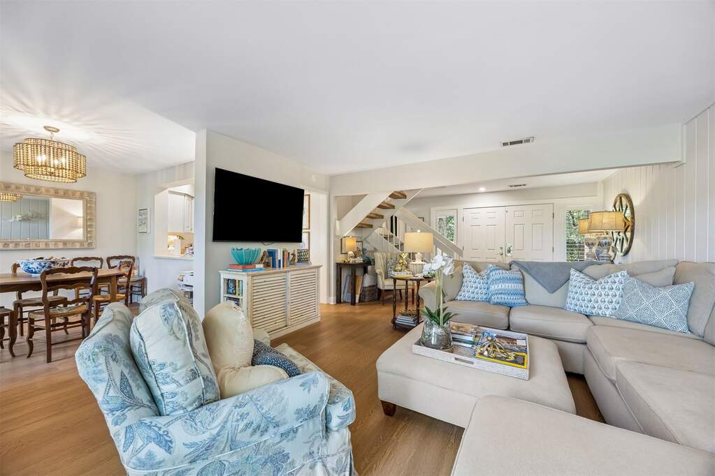 3 Bedroom Villa/Townhouse's Image 3