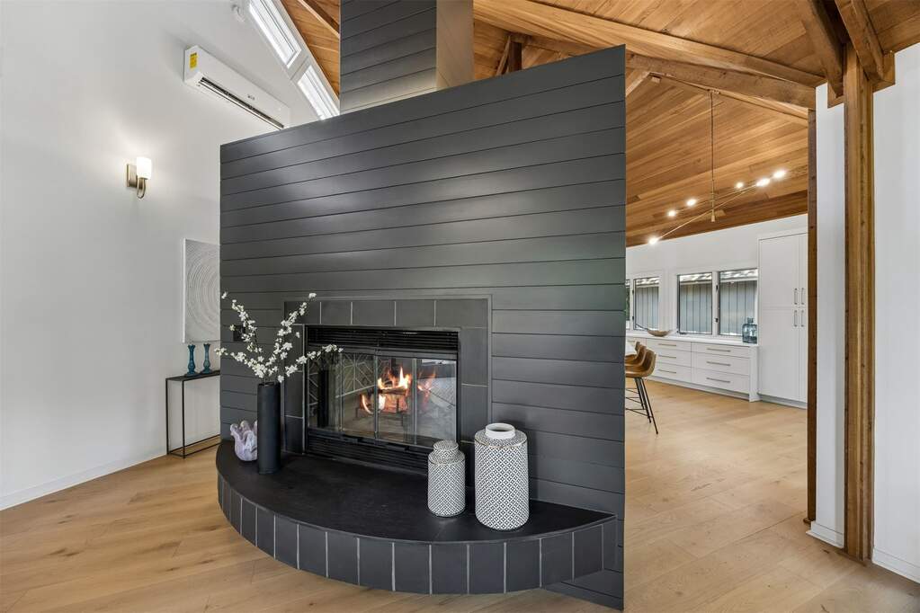 3 Bedroom Single Family Home/House's Image 14
