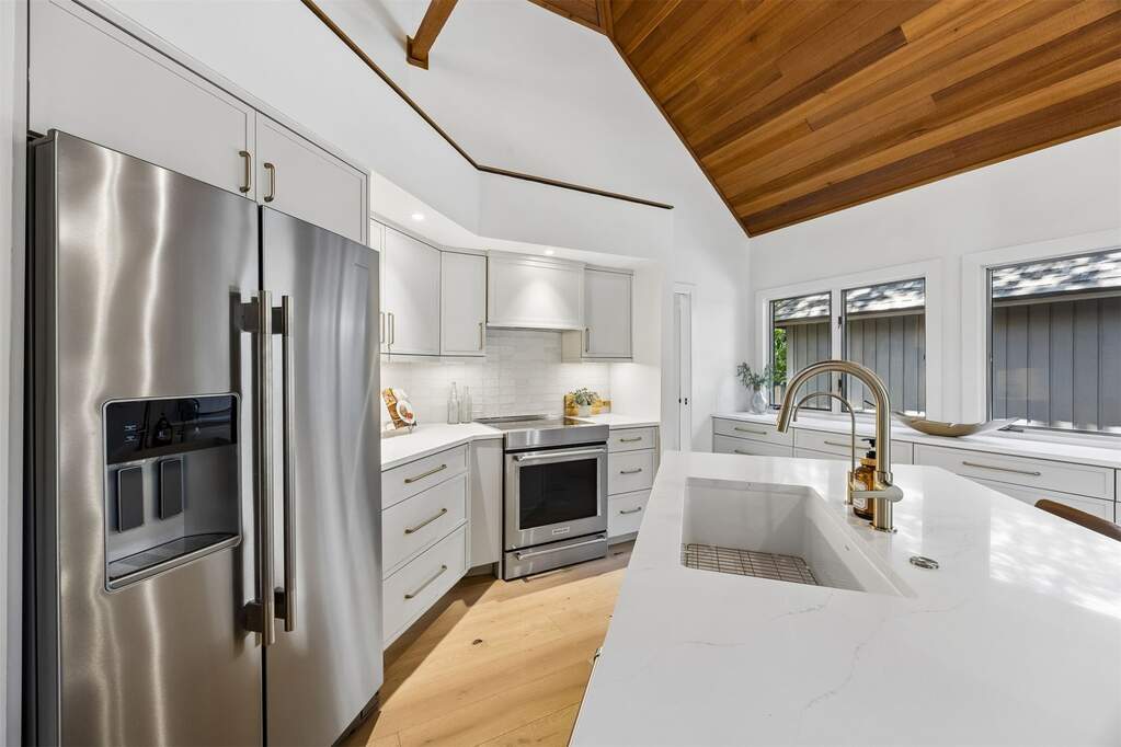 3 Bedroom Single Family Home/House's Image 25