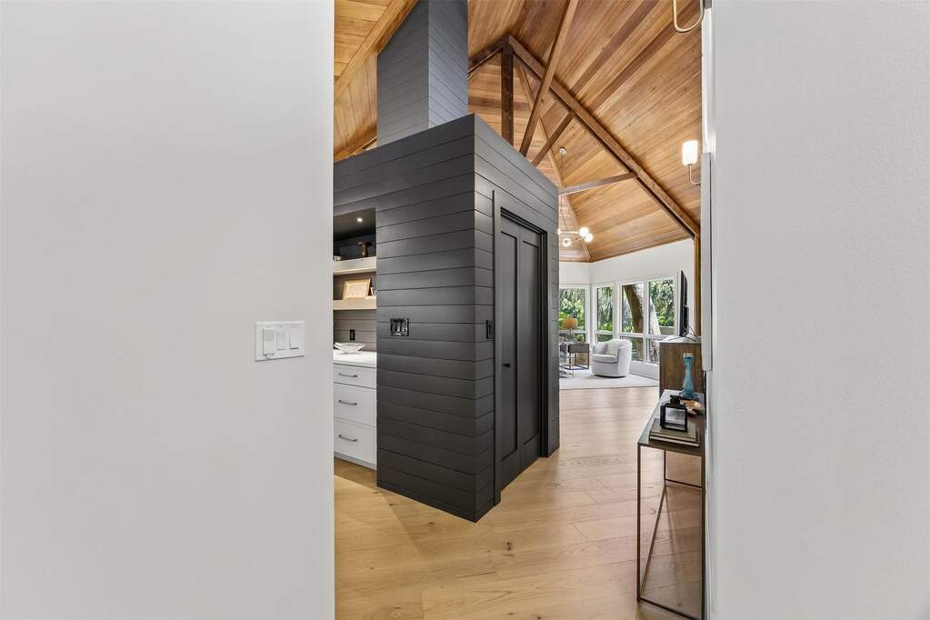 3 Bedroom Single Family Home/House's Image 6