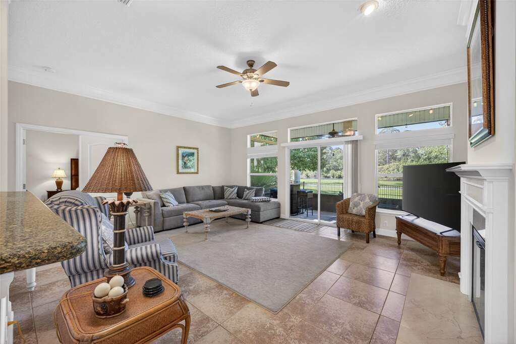 3 Bedroom Single Family Home/House's Image 14