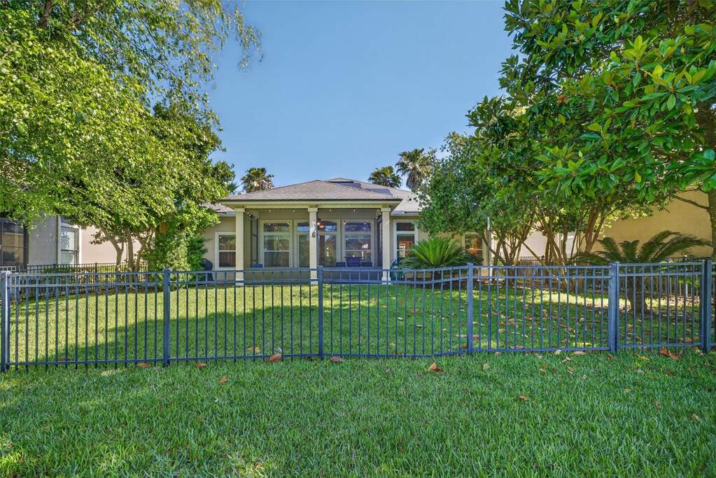 3 Bedroom Single Family Home/House's Image 42