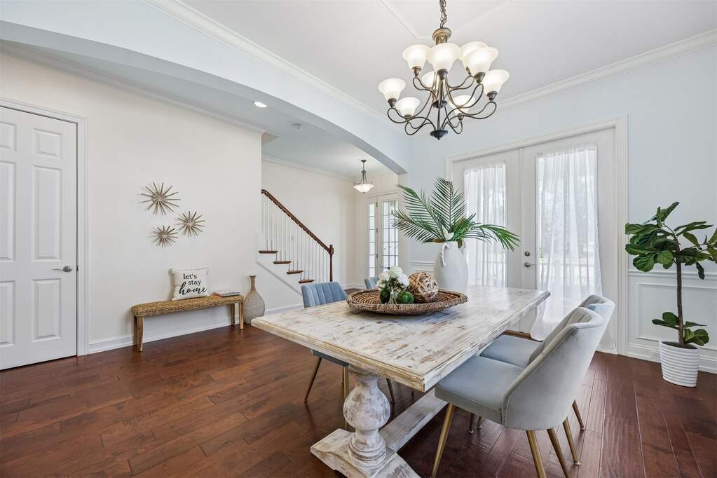 4 Bedroom Single Family Home/House's Image 7