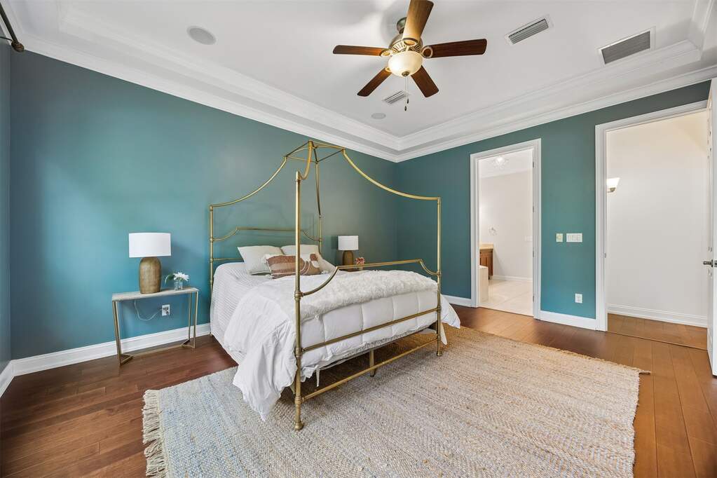 4 Bedroom Single Family Home/House's Image 12