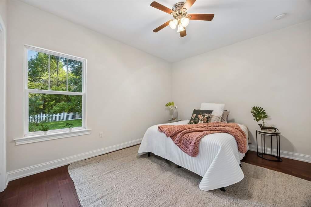4 Bedroom Single Family Home/House's Image 17
