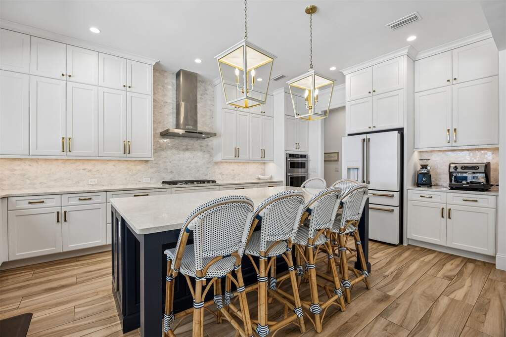 4 Bedroom Single Family Home/House's Image 12