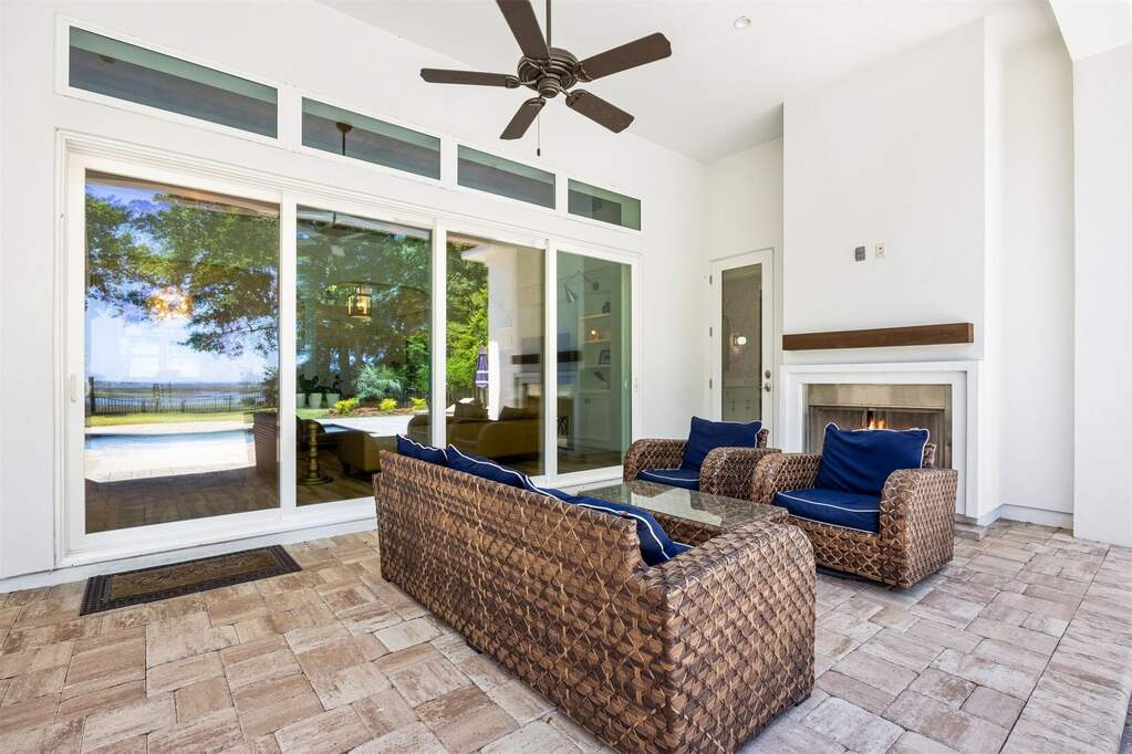 4 Bedroom Single Family Home/House's Image 40