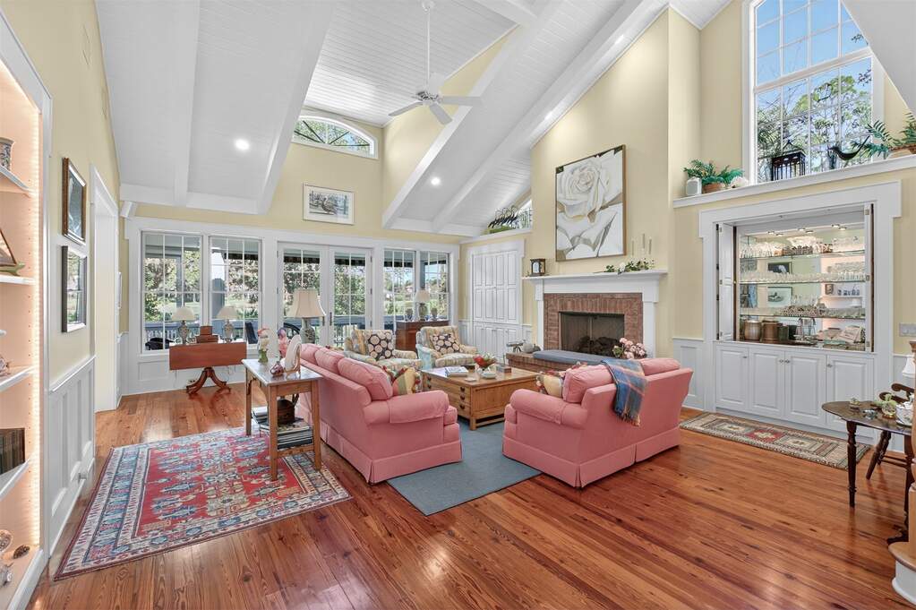 3 Bedroom Single Family Home/House's Image 10